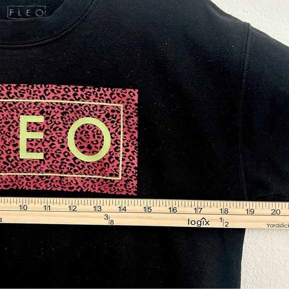 FLEO Leopard Logo Sweatshirt Top Black Cotton Fitness Activewear Size Small - Picture 8 of 9